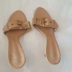 Ladies tan/rose gold shoes